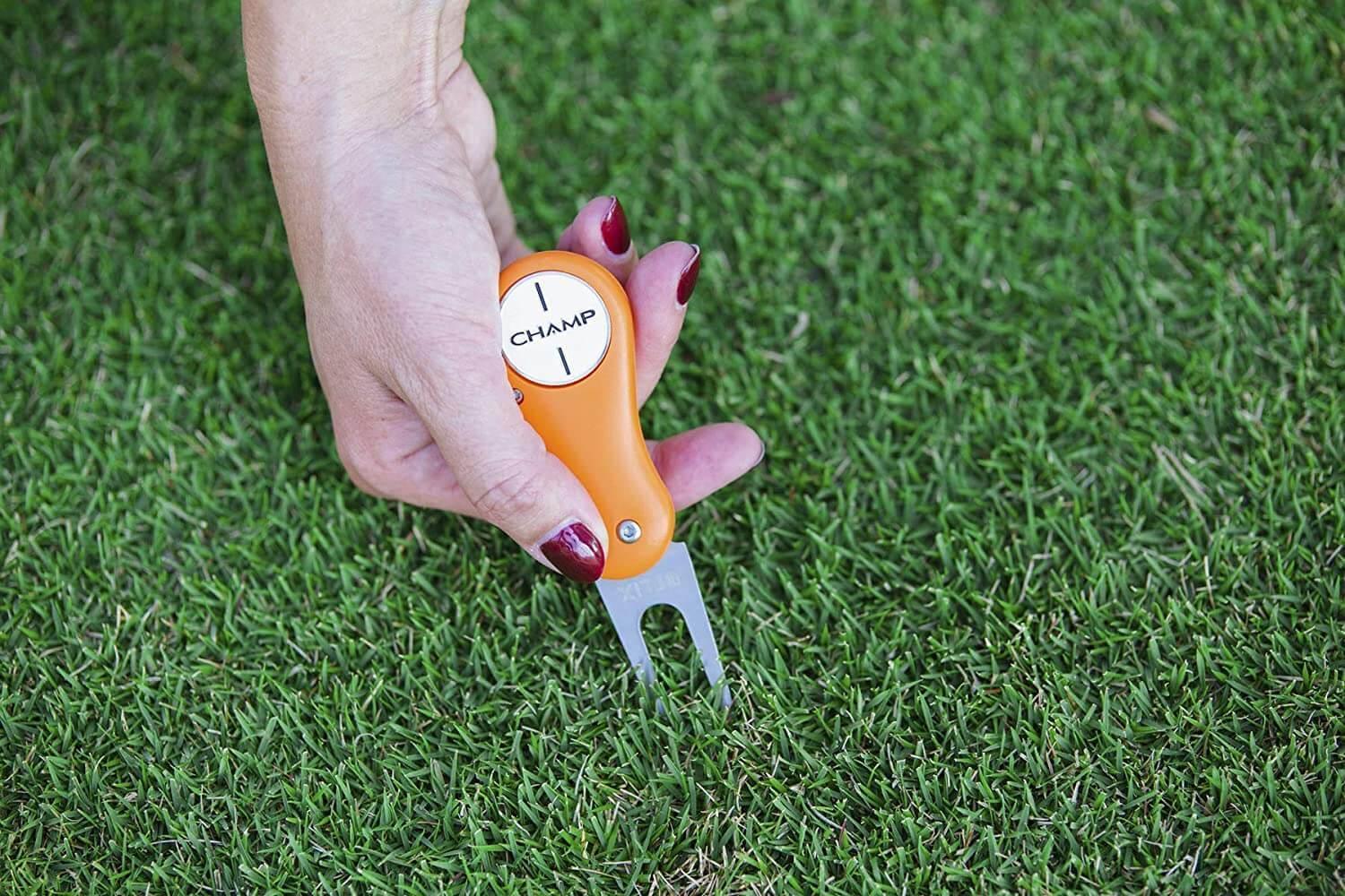 Champ Flix Collapsible Divot Repair Tool In India | golfedge | India’s Favourite Online Golf Store | golfedgeindia.com