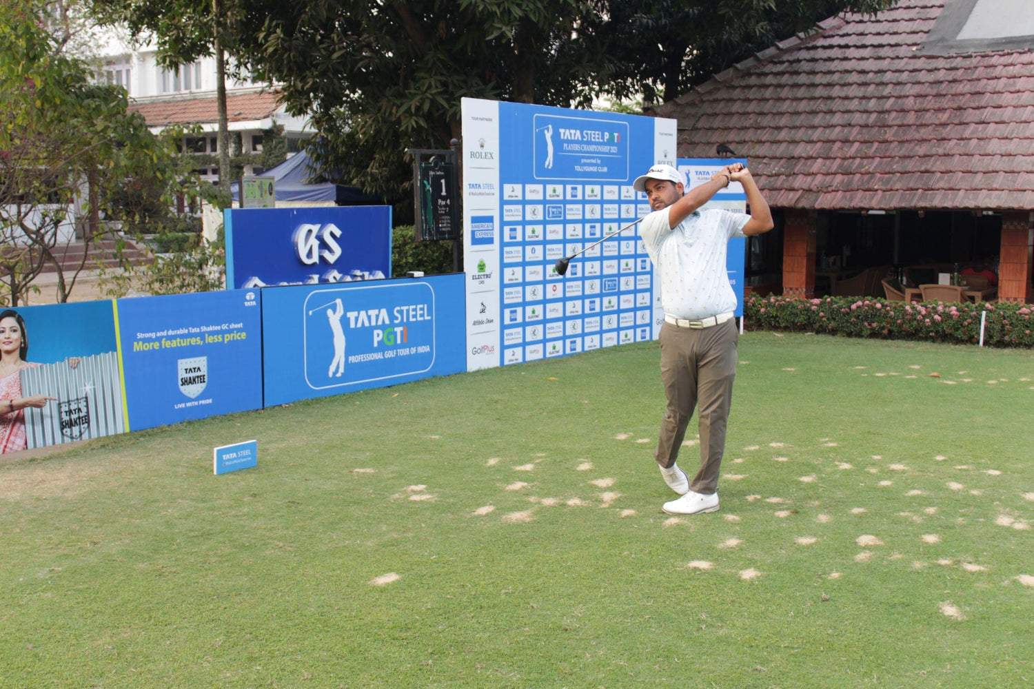 Sachin Baisoya continues on top, Harsh Gangwar joins him in the lead in round two In India | golfedge  | India’s Favourite Online Golf Store  | golfedgeindia.com